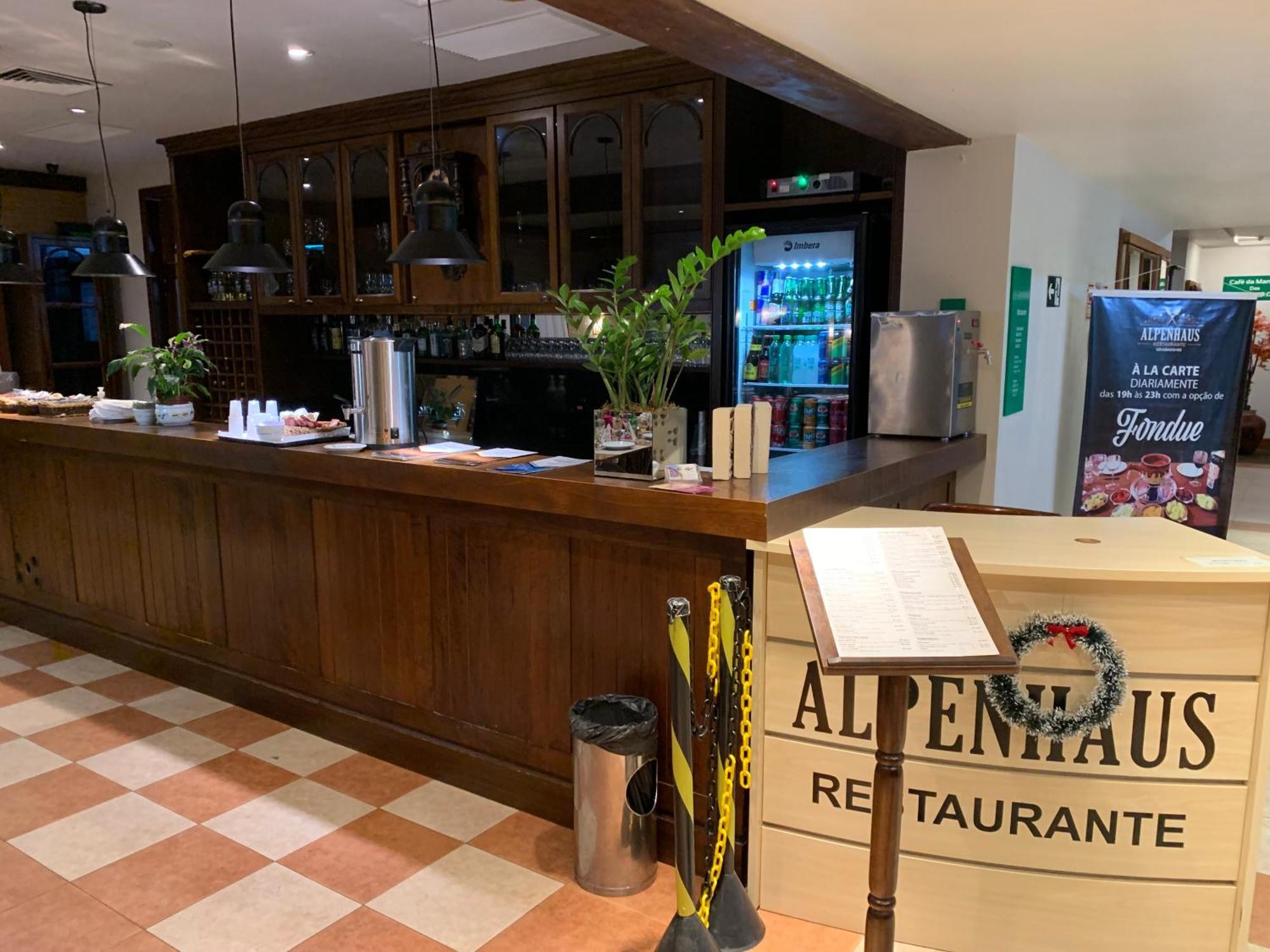 Apart-Hotel Em Gramado, Padrao 4 Estrelas, No Centro Екстер'єр фото